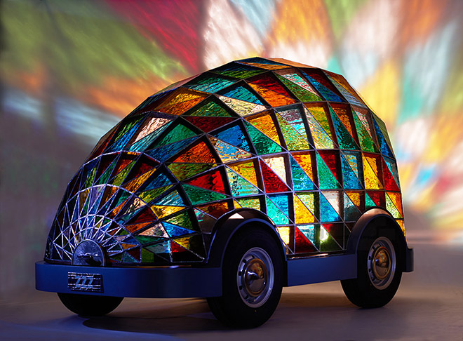 Dominic Wilcox – Stained Glass Driverless Sleeper Car