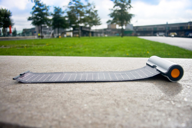 Rollable solar charger - WAACS design