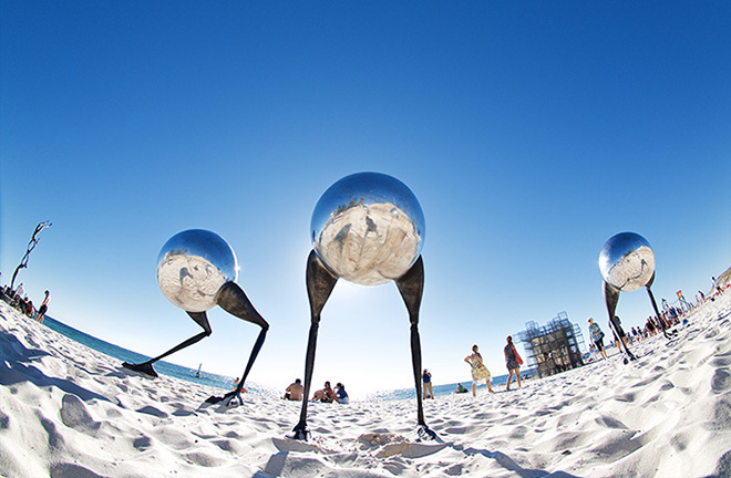 Brad Jackson, wanderers conventus, Sculpture by the Sea, Cottesloe 2015. Photo Jarrad Seng