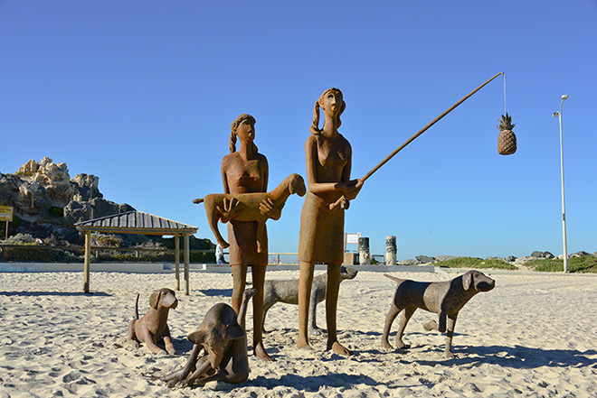 Russell Sheridan, sisters, Sculpture by the Sea, Cottesloe 2015. Photo Jessica Wyld