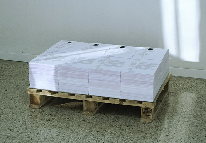 Juri Ceccotti - CV, 2015, 13720 fogli stampati e pallet, cm 35x80x60