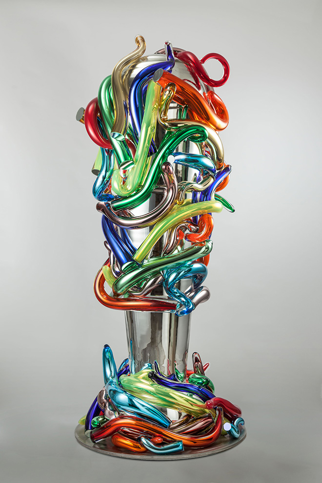 Marialuisa Tadei - Incontro, 2015, vetro soffiato, acciaio inossidabile, cm 207x90x85. © Marialuisa Tadei