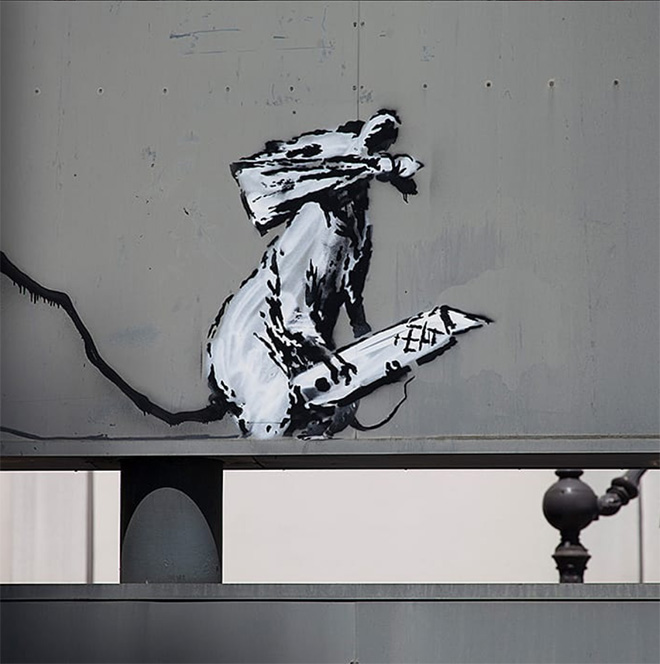 Banksy - Centre Pompidou, Paris
