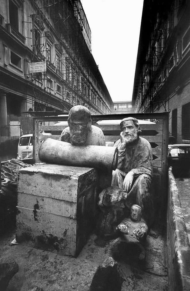 ©Giorgio Lotti - Alluvione di Firenze, 4 novembre 1966