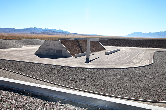 Michael Heizer - CITY. Complex One, City. © Michael Heizer. Courtesy Triple Aught Foundation. Photo: Mary Converse