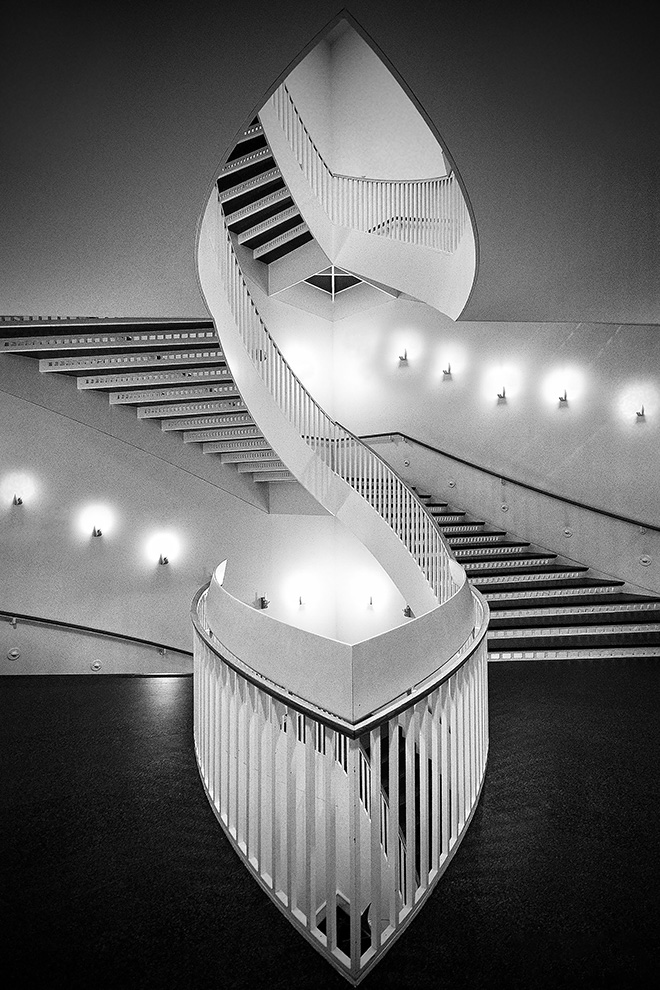 ©Mike Baker - S-Curve, 1st Place Winner with his project Urban Architectural Shapes, AAP Magazine #26 SHAPES