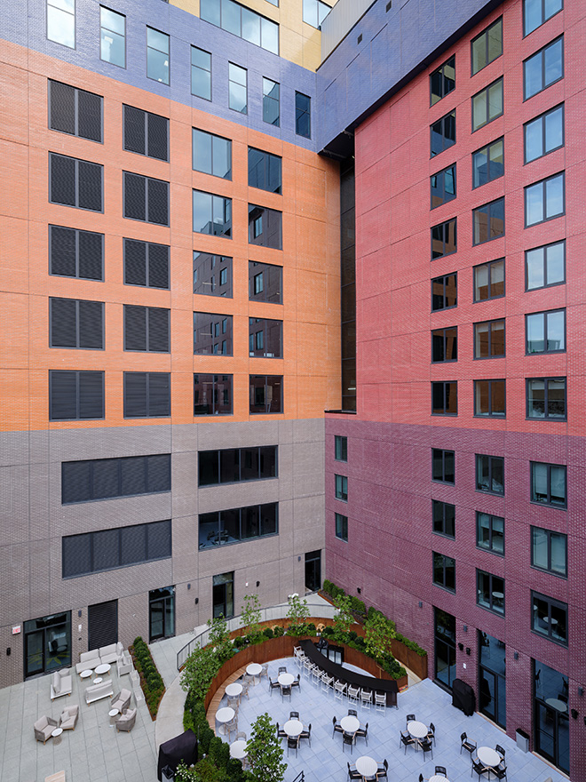 MVRDV - Radio Hotel and Tower, New York. Photo: ©Ossip van Duivenbode