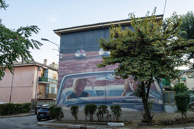 Duo Amazonas - Murale a Cosenza (Case Minime) per IAMU (Idee Artistiche Multidisciplinari Urbane). Ph: Iacopo Munno