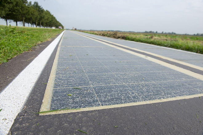 Pista ciclabile Wattway nei Paesi Bassi. Photo credit: Oscar Timmers