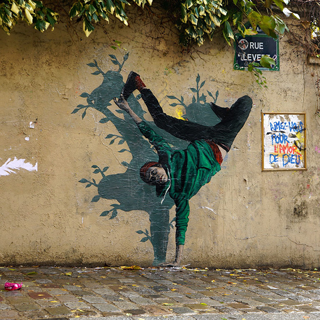 Levalet – Tra ombra e realtà, paste-up a Parigi