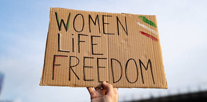 Woman Life Freedom spinge per l’esclusione dell’Iran dalla Biennale di Venezia