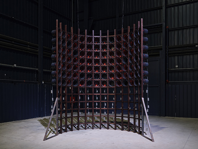 Nari Ward - Wishing Arena, 2013. Veduta dell’installazione, Pirelli HangarBicocca, Milano, 2024. AGIVERONA Collection. Foto Courtesy l’artista e Pirelli HangarBicocca, Milano. Foto: Agostino Osio. © Nari Ward Studio. Courtesy the artist and Lehmann Maupin, New York, Seoul, and London, and GALLERIA CONTINUA.