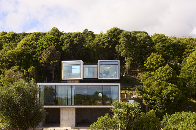 Young Architects – “Ligar Bay Bach”, una moderna casa sull’albero vista Oceano