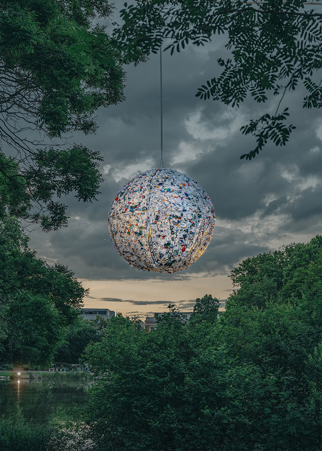 Luzinterruptus - (Plastic) Full Moon, Brunswick, 2024. Photo credit: Lichtparcours