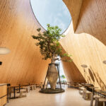 IDIN Architects – “Harudot Chon buri By Nana Coffee Roasters”: il design che abbraccia la natura.