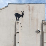 Banksy – G.O.A.T, il murale a Kew Road, Londra