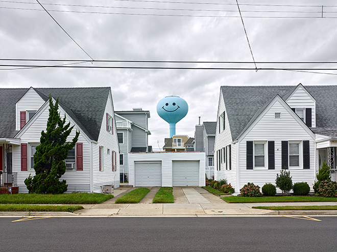 ©Matthew Portch / Courtesy of All About Photo - Water Tower, NJ. Series: Lost America