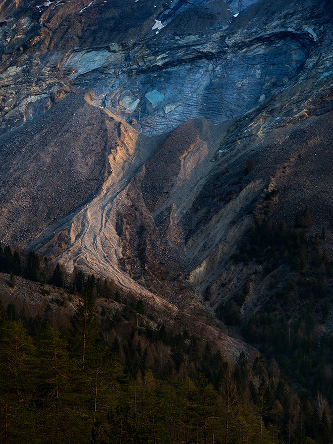 Celine Clanet - CALAMITA/À, An investigation into the Vajont catastrophe