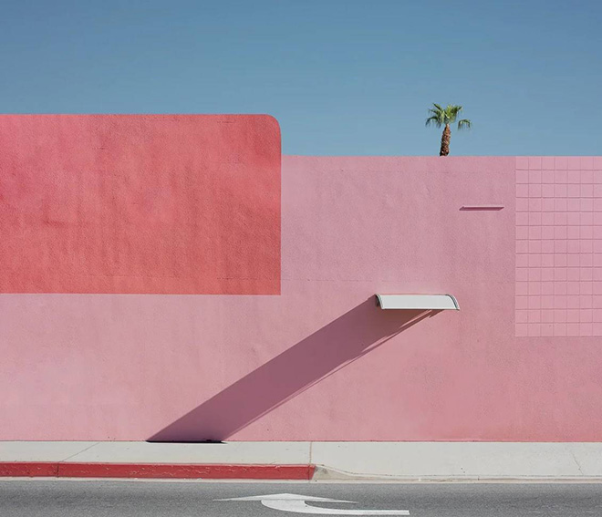 Daniel Mead -  Spectrum, Minimalist Photography Awards 2024, 1st place Street