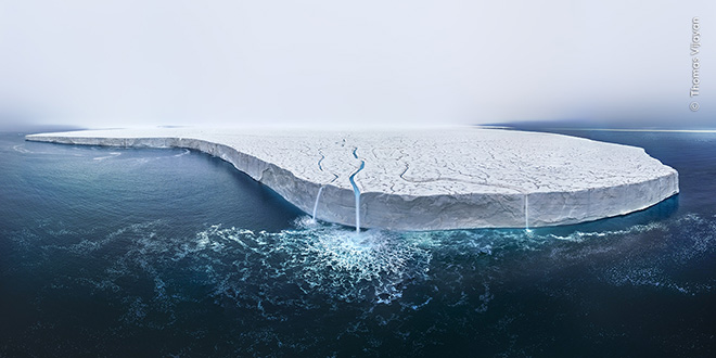 © Thomas Vijayan / Wildlife Photographer of the Year - The Disappearing Ice Cap. Highly Commended, Oceans: The Bigger Picture