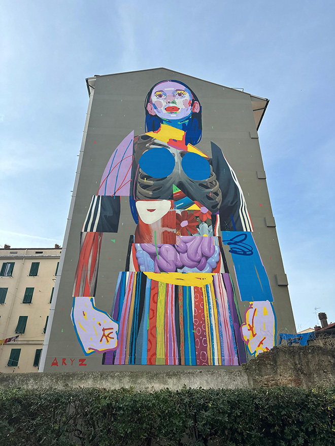 Aryz - Murale completato a Livorno nel quartiere Venezia