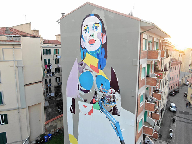 Aryz (work in progress) - Il murale a Livorno nel quartiere Venezia