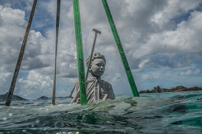 Jason deCaires Taylor - A World Adrift, underwater sculpture, Carriacou e Petite Martinique, Grenada