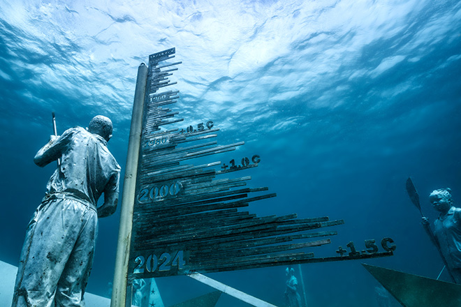 Jason deCaires Taylor - A World Adrift, underwater sculpture, Carriacou e Petite Martinique, Grenada