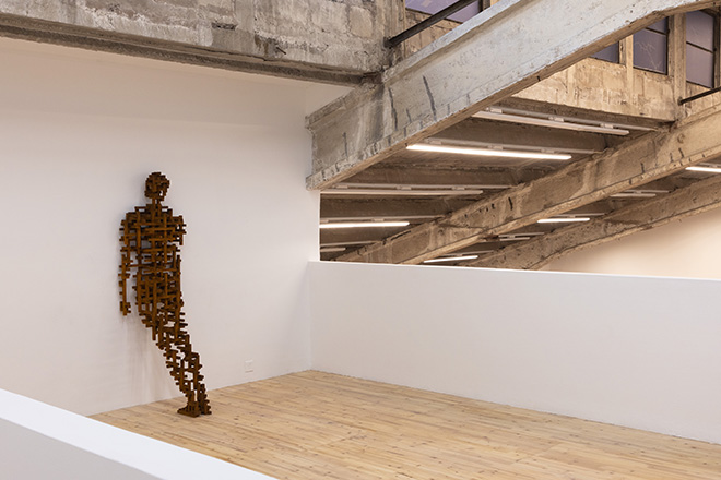 Antony Gormley, BUTTRESS, 2023, Ghisa, 176.8 x 54.5 x 67.2 cm, Cortesia: l'artista e GALLERIA CONTINUA, Copyright: © l'artista, Fotografo: Shao Li