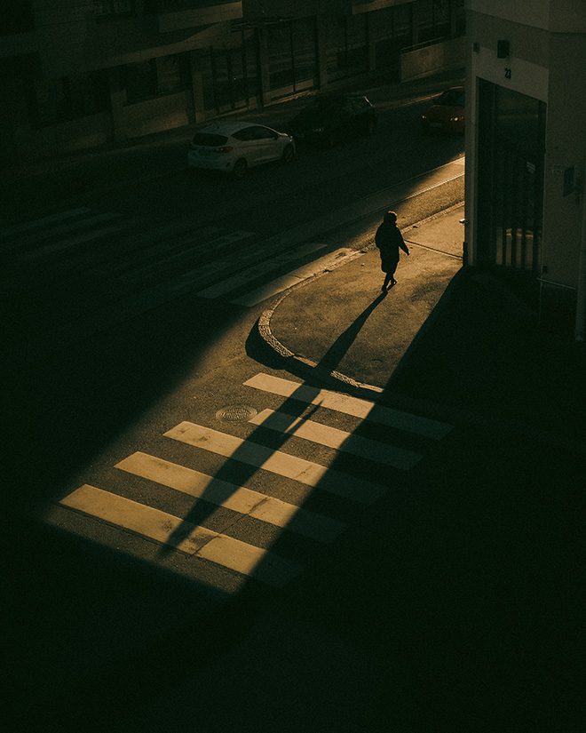 ©Tommi Viitala (Finland) / Courtesy All About Photo - Title of the image: Long Shadows. Title of the series: Hunting Shadows. 1st Place Winner AAP Magazine 44: Street