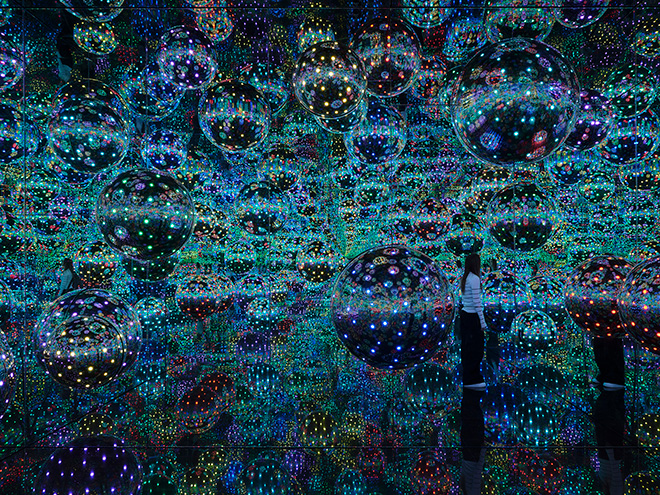 Yayoi Kusama’s Infinity Mirrored Room - My Heart is Filled to the Brim with Sparkling Light, 2024, on display at the NGV International, Melbourne for the National Gallery of Victoria’s Yayoi Kusama exhibition from 15 December 2024 - 21 April 2025. © YAYOI KUSAMA Photo: Sean Fennessy