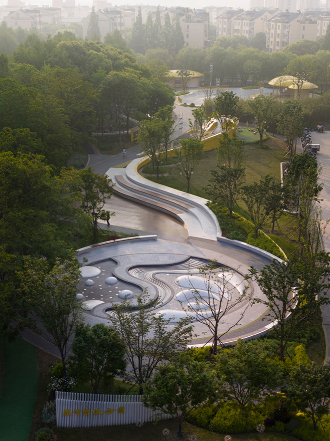 SoBA (Soft Build Architects) - The Orchestra Park, Kunshan (China). Photo credit: Holi