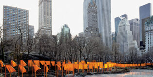 Christo and Jeanne-Claude - The Gates, Central Park, New York City, 1979-2005. New York City, 2005. Photo: Wolfgang Volz. © 2005 Christo and Jeanne-Claude Foundation.