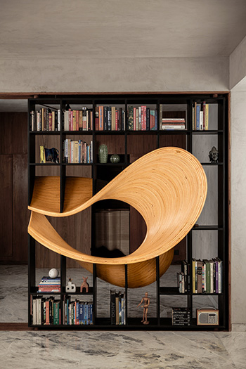 andblack design studio - LOOP bookshelf. Photo credit: Ravi Mistry